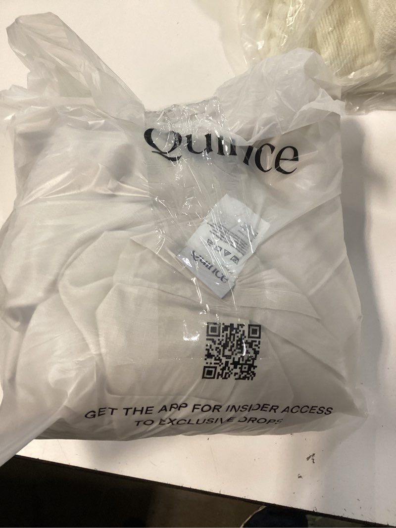 Condition photo showing New/Like New for european linen duvet cover set, full/queen, sand