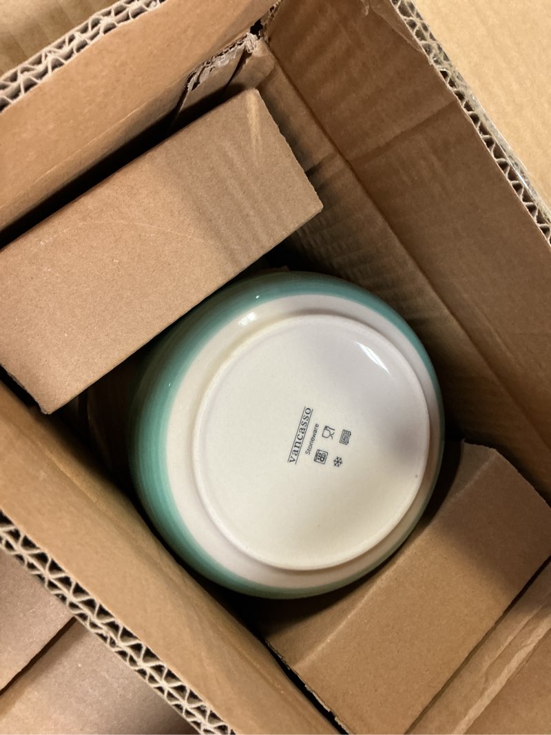 Condition photo showing Good Condition for vancasso Bonita Dinnerware Sets 24 Pieces, Blue Stoneware Dishes Set for 6, Dinner Platers with Bowls Set, Dishwasher and Microwave Safe Blue 24 Pieces(Service for 6)