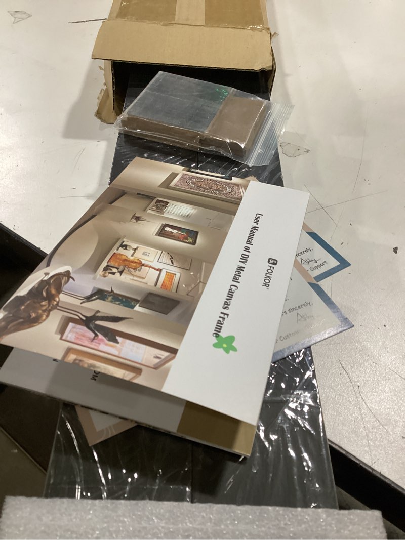 Condition photo showing Good Condition for 30x40 Canvas Frame for 0.6-0.9" Deep Canvas Painting, DIY Metal Floater Frame, Floating Frames for Art Prints Artwork (30"x40", Black) Black 30x40"