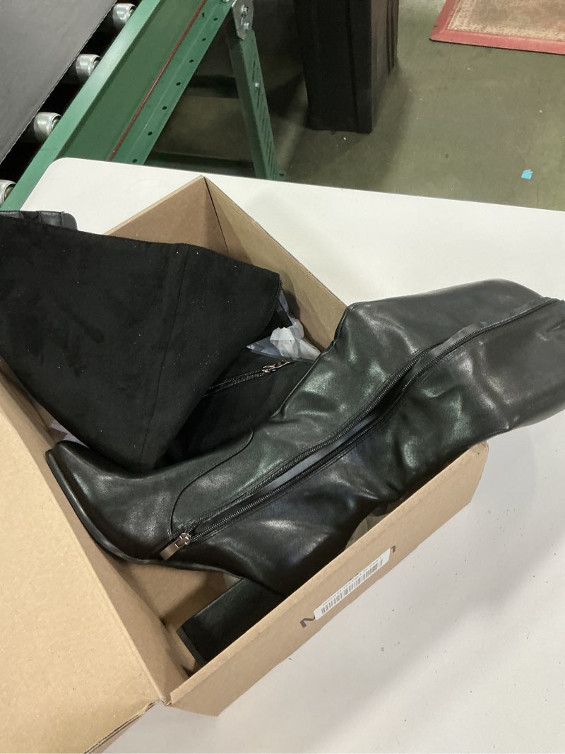 Condition photo showing As Is for Dream Pairs Black Knee-High Women's Boots size 8 