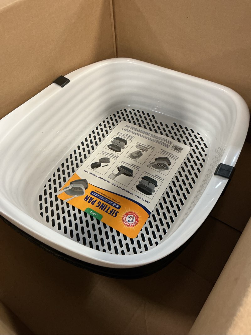 Condition photo showing Good Condition for arm & hammer large sifting litter box scoop free cat litter tray with microban, made in usa