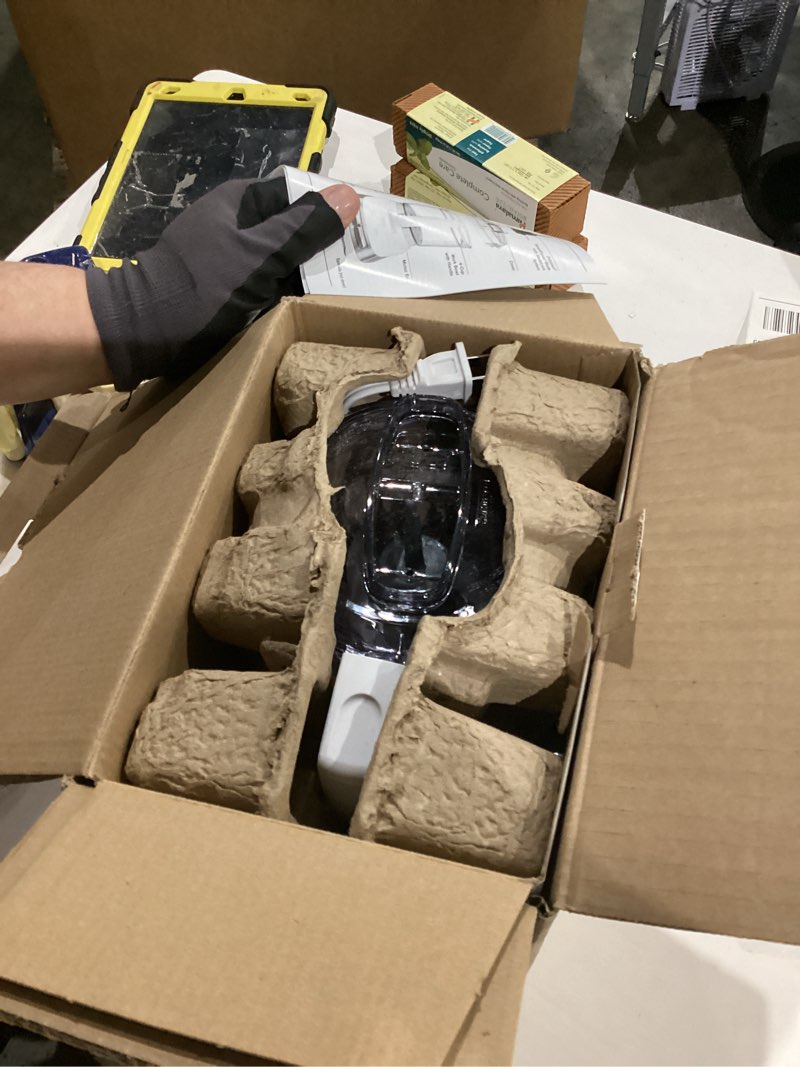 Condition photo showing Good Condition for Cuisinart Core Custom 4-Cup Mini Chopper, Mini Food Processor Chops and Grinds with Auto-Reversing Stainless Steel SmartPower Blade, Dishwasher-Safe Parts, MCH-4, White/Stainless Steel