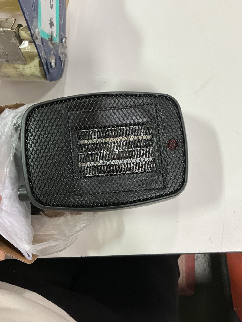 Condition photo showing Good Condition for  Utilitech 500 -Watt Ceramic Compact personal Indoor Electric Space Heater