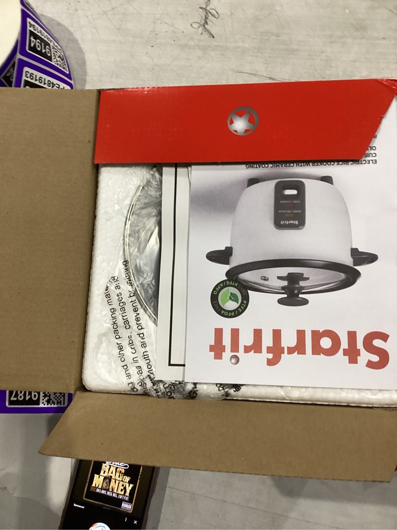 Condition photo showing New/Like New for Starfrit Electric Rice Cooker - 6 Cups - Steamer Basket, Measuring Cup & Service Spoon - 300W - Makes Perfect Rice!