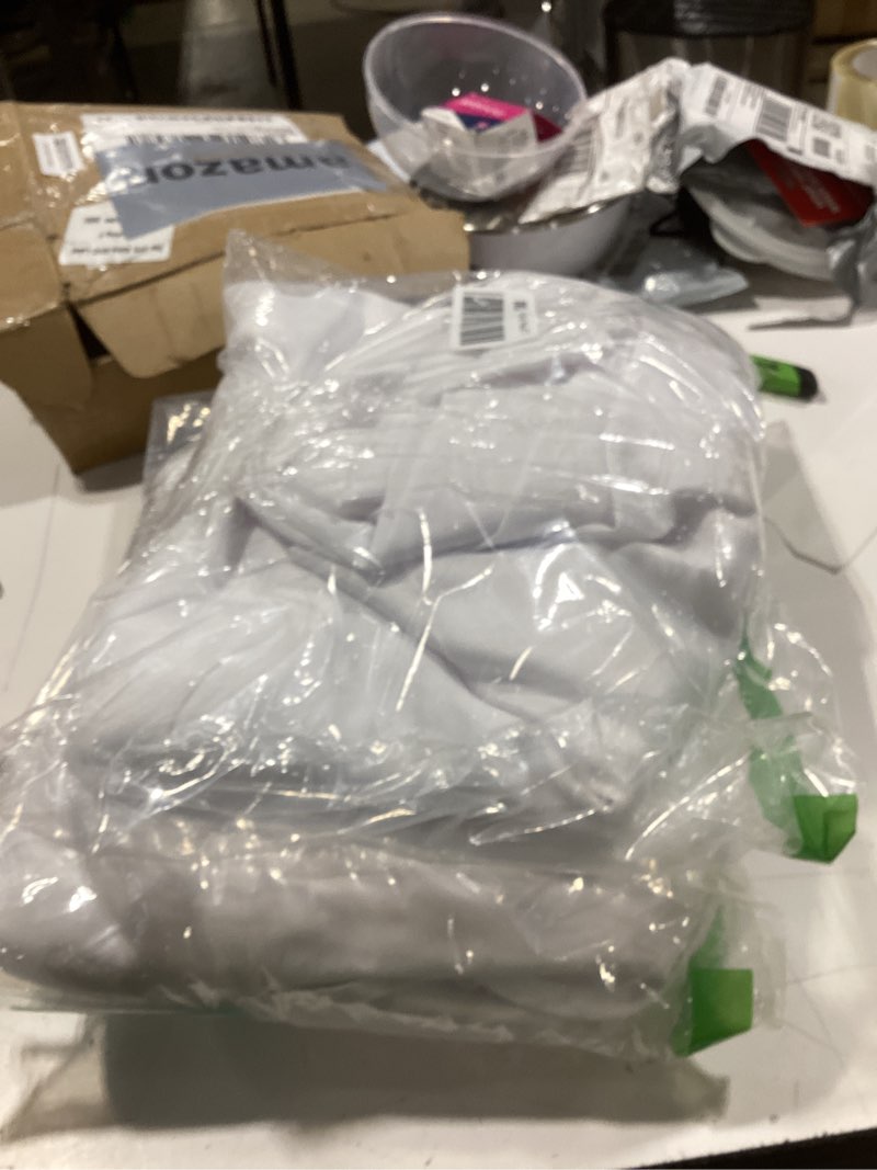Condition photo showing Good Condition for fitable 6 pack white round tablecloths - 120 inches in diameter - stain resistant and washable table clothes, polyester fabric table covers for wedding, party, banquet, formal events white 120 in round, 6 pack