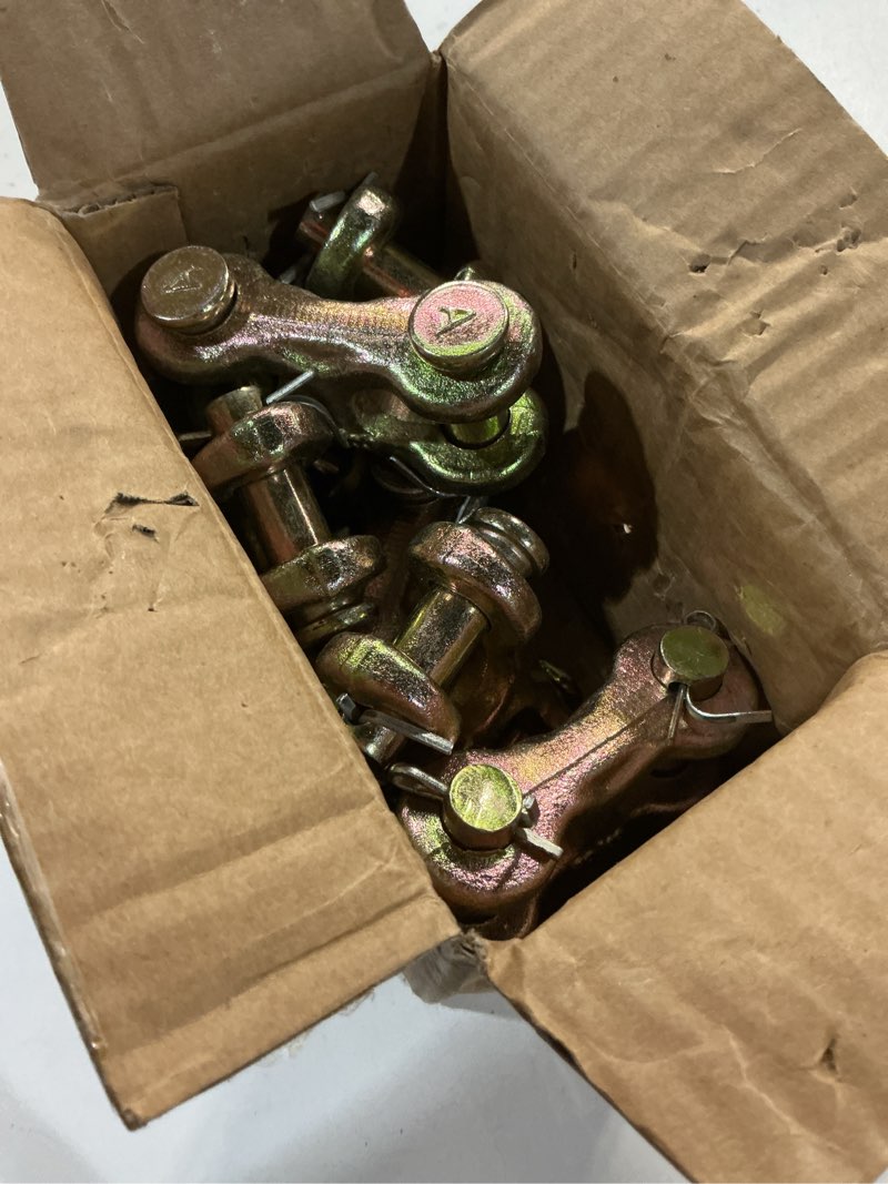 Condition photo showing Good Condition for 6 Pcs 3/8 Inch Twin Clevis Link, Alloy Steel Chain Repair Links Safety Chain Repair Link for Safety Chains - 3/8 Chain Link Connector, Working Load Capacity of 6600 lbs