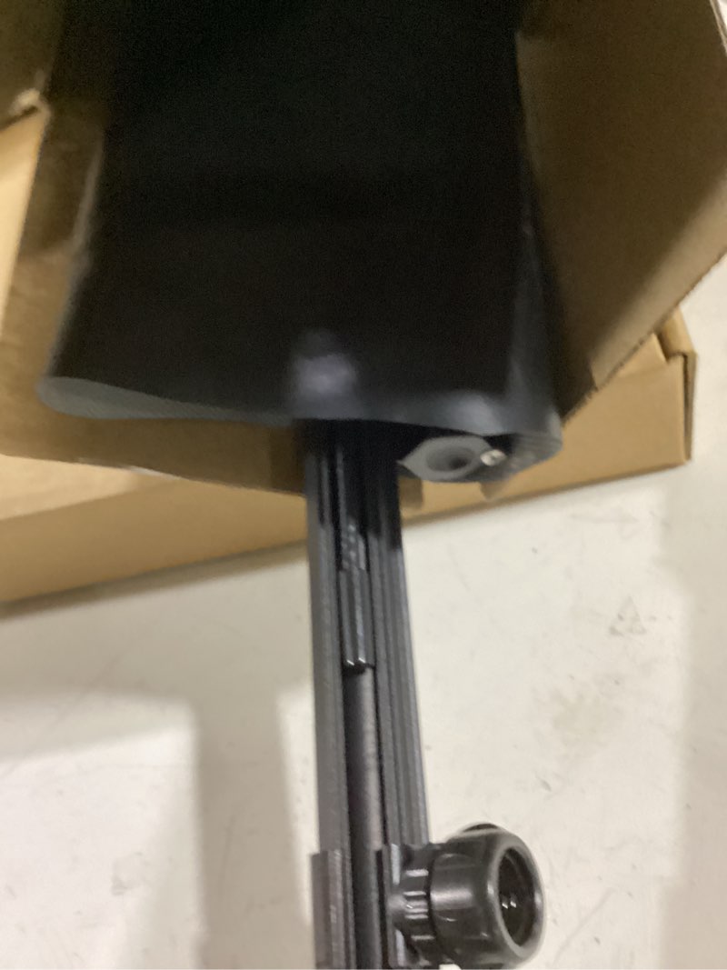Condition photo showing Good Condition for 2026 auto retractable sun shade for car windshield - adjustable automatic front window sunshade for uv & heat protection - universal fit for outdoor camping & daily parking (not fit dashboard bulge)
