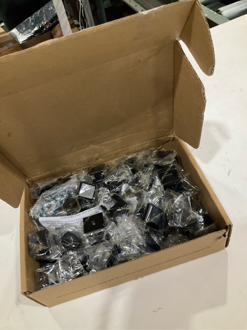 Condition photo showing New/Like New for Ravinte 30 Pack Matte Black Square Kitchen Cabinet Knobs,Zinc Solid Drawer Pulls,Farmouse Cabinet Handles for Cupboard, Dresser, Closet and Bathroom, Modern Cabinet Hardware for Cabinets 30 Black