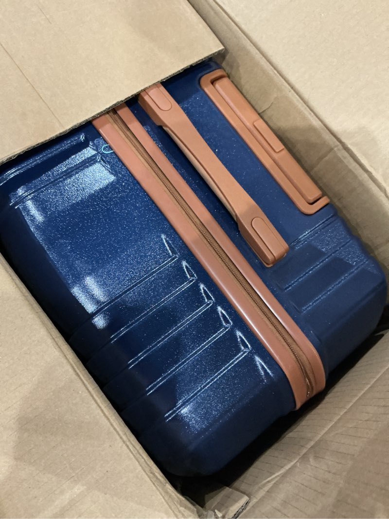 Condition photo showing Good Condition for badgley mischka grace 3 piece polycarbonate-abs expandable retro luggage set (navy) navy 3 piece set