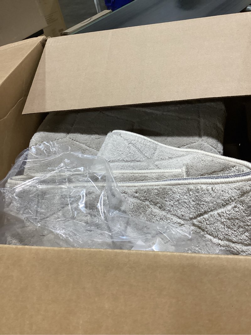 Condition photo showing Good Condition for SHACOS 8x10 Area Rugs for Living Room, Soft Machine Washable Rug Non Slip, Stain Resistant Indoor Carpet Modern Geometric Beige Rug for Bedroom Dining Room Nursery Home Decor Beige 8' x 10' (Rectangular)