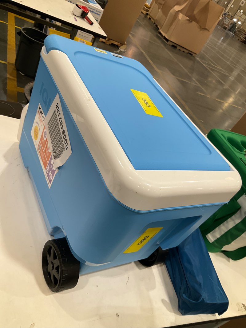 Condition photo showing Good Condition for sun squad wheelie 53 cans/38qt rolling cooler - carolina blue