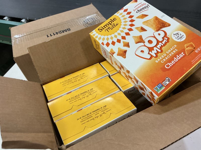 Condition photo showing New/Like New for Simple Mills Pop Mmms Cheddar Baked Snack Crackers, Gluten Free, 4 Ounce (Pack of 6) Cheddar 4 Ounce (Pack of 6) ( best by feb 22/2026