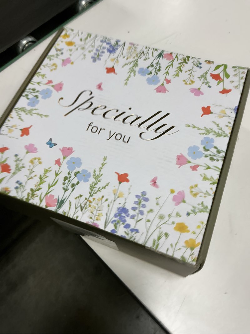 Condition photo showing New/Like New for birthday gifts for women, personalized mother’s day gift for women, monogrammed initial gift for her teacher wife mom friend daughter sister girlfriend, initial tote bag & makeup bag (g)
