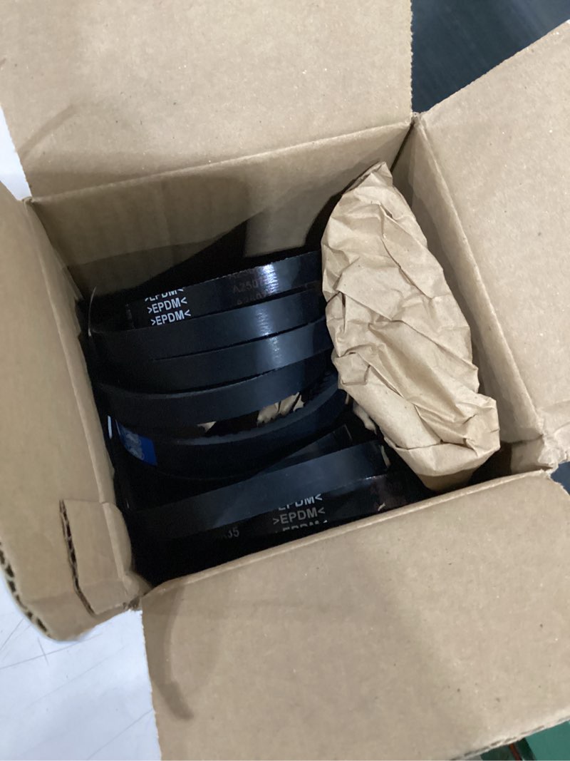 Condition photo showing Good Condition for uxcell 3 pcs ax35 epdm v-belt, raw edge cogged industrial rubber v belt 1/2" width x 35" inside circumference ax35 3