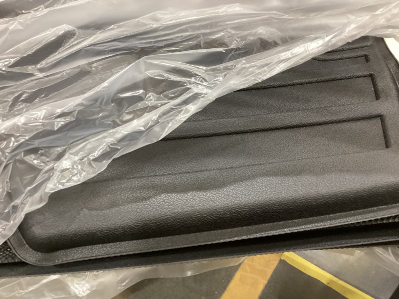 Condition photo showing Good Condition for motor trend flextough floor mats for cars, black deep dish all-weather car mats, waterproof trim-to fit automotive floor mats for cars trucks suv, universal floor liner car accessories full set black