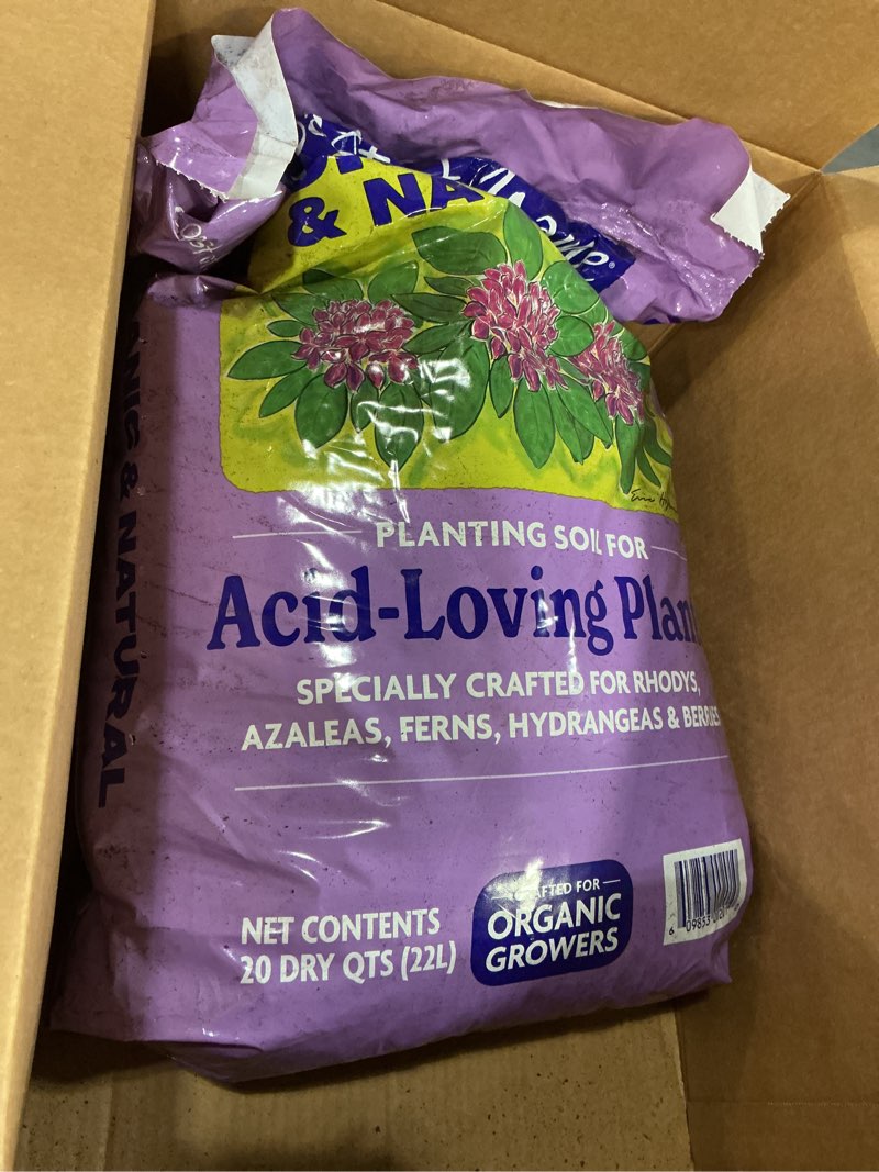 Condition photo showing Good Condition for Coast of Maine Roses and Flowers (20qt) Organic and Natural Planting Soil for Roses, Annual and Perennial Flowers