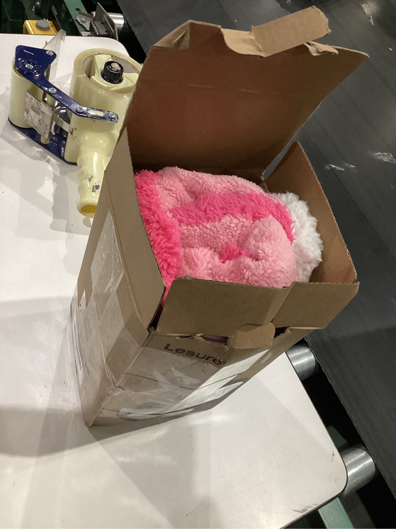 Condition photo showing Good Condition for le sure waterproof puppy blanket for small dogs - washable double sided dog blankets valentine's day gift with warm soft sherpa fleece, pet cat blanket for couch protection, lover hearts