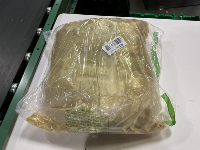 Condition photo showing Good Condition for VeMee Santa Claus Costume For Men,Santa Suit,Santa Costume,Santa Suit Adults Men,Santa Outfit X-Large Burgundy