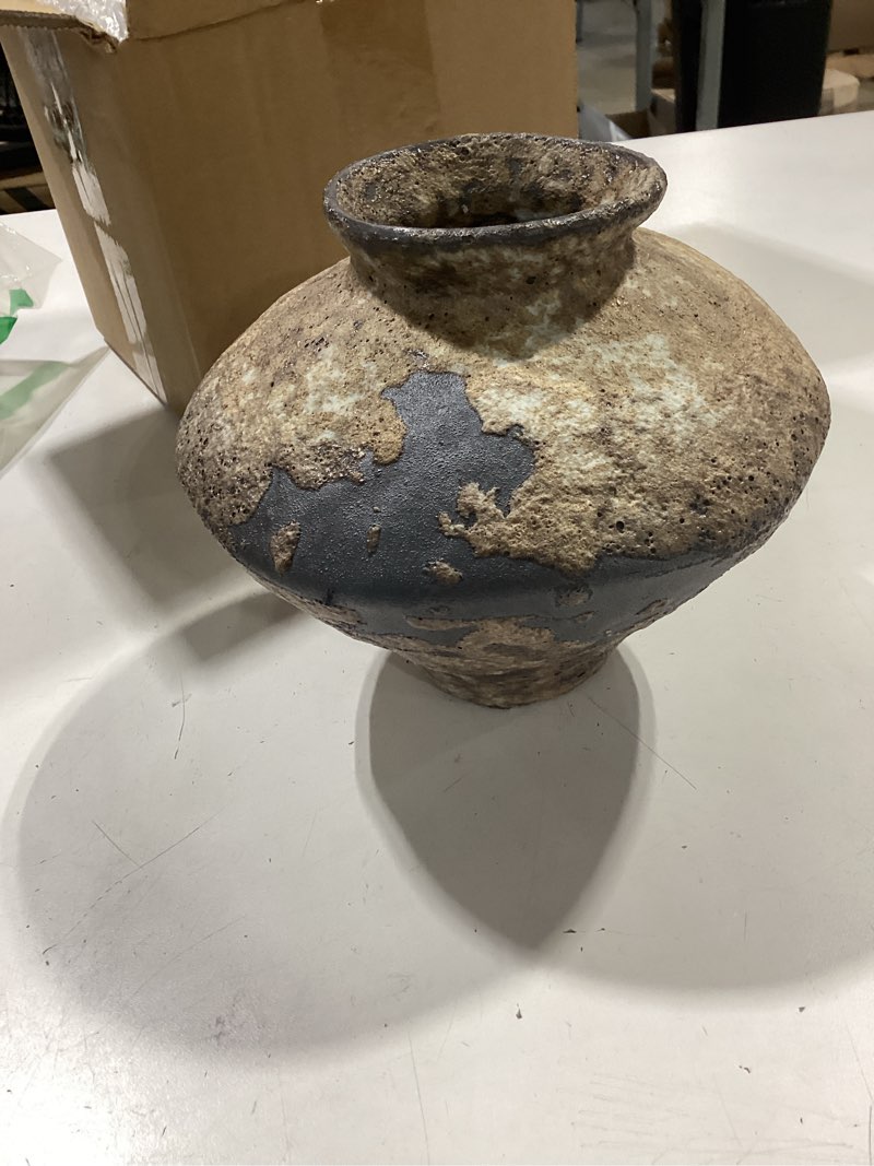Condition photo showing Good Condition for rusty ceramic vase, wabi sabi decorative pottery flower vase for centerpieces, table, living room, bedroom, bathroom, retro country farmhouse decor rust-short small