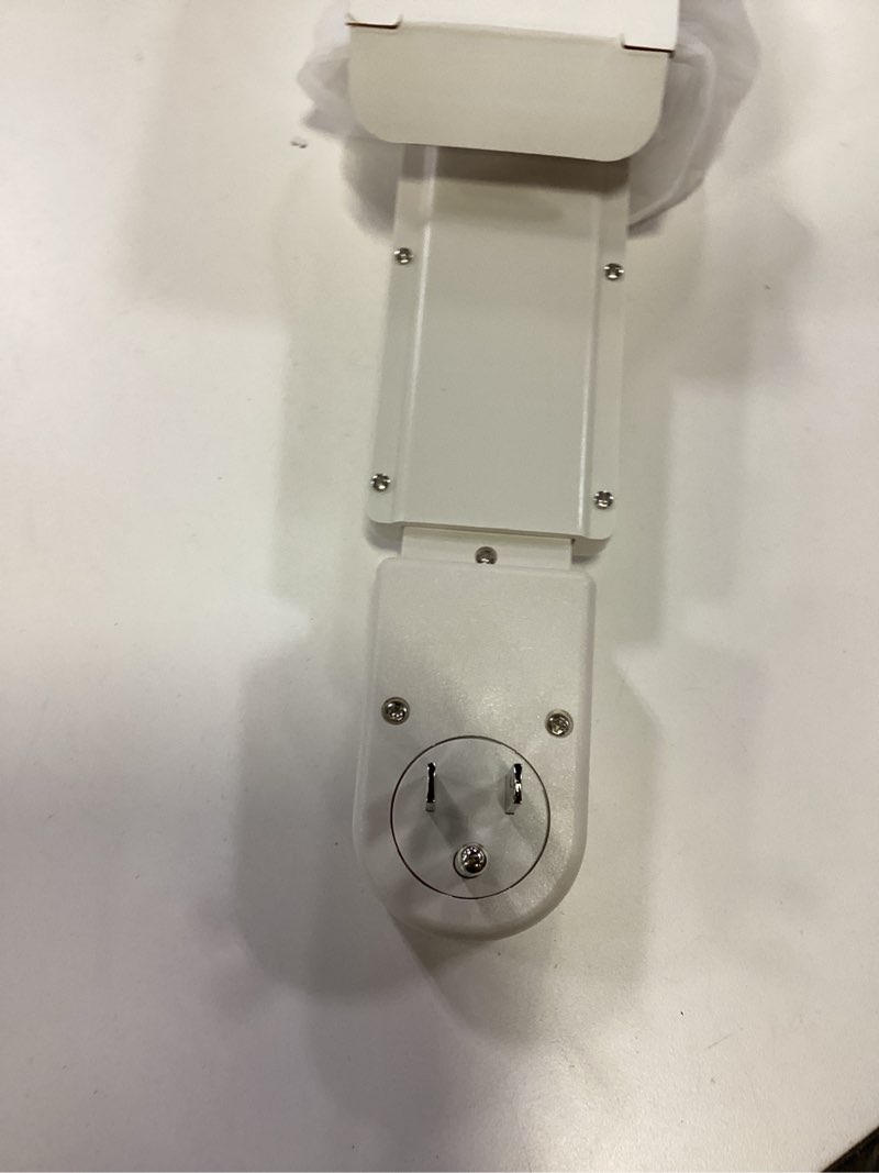 Condition photo showing Good Condition for Outlet Extender Stick - Features USB-A, USB-C and 2 AC Outlets, Extends 22"-34", Rotates 180° Access Hard-to-Reach Outlets, Wall Plug Power Socket Expander Nightstands, Sofa, Desks and More 2AC, 1 Pack