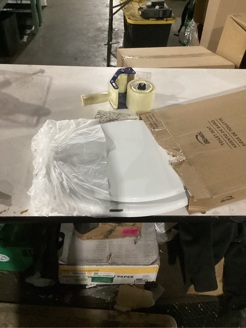 Condition photo showing Good Condition for bemis 1400tta economy durable wood toilet seat, made in usa, elongated, white