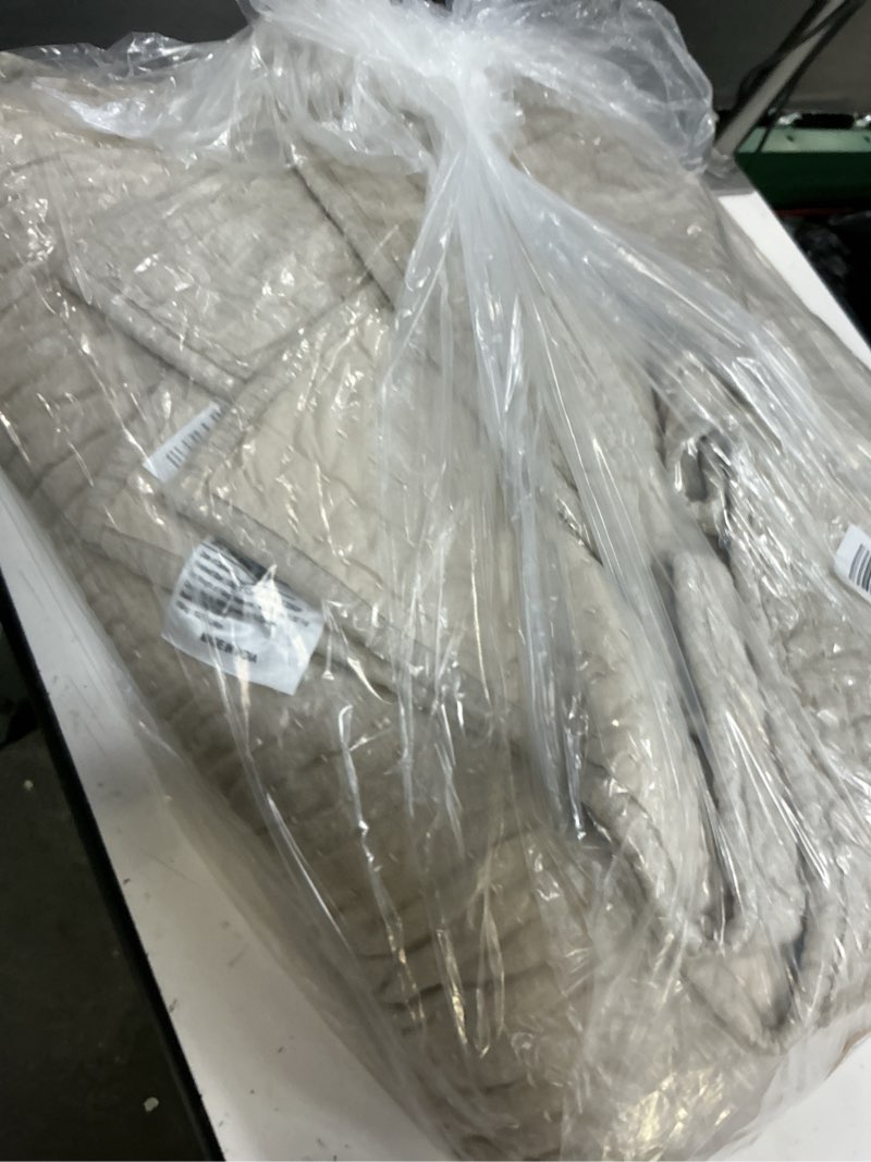 Condition photo showing Good Condition for european linen cotton stitch quilt set, king/cal king, natural