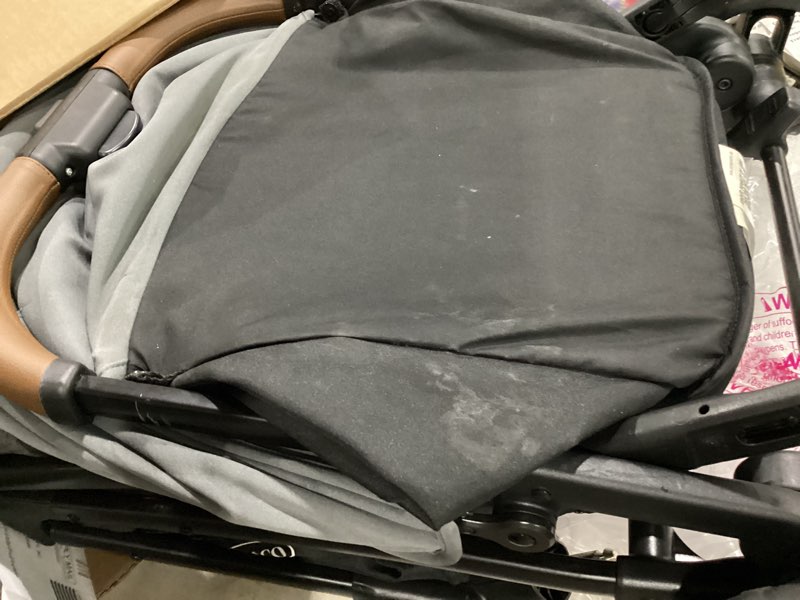 Condition photo showing As Is for *used* graco® ready2jet compact stroller – compact travel stroller with automatic fold geo pop no style name geo pop