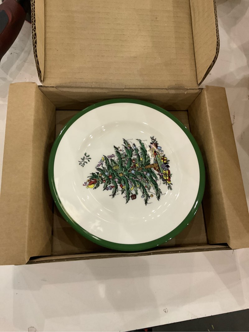 spode christmas tree 12-piece dinnerware set (service for 4) – made in the uk – new & improved – fin