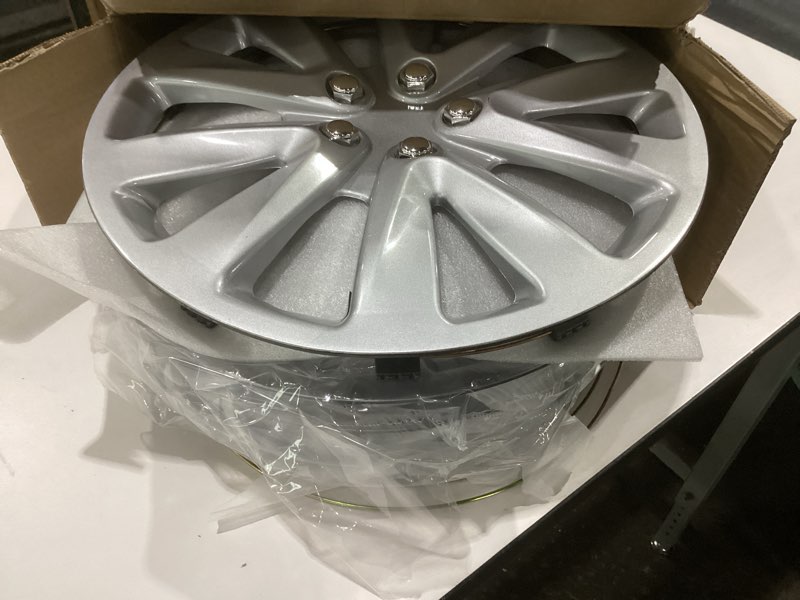 Condition photo showing New/Like New for SCITOO 4-Pack 15" Wheel Covers -Silver/Chrome Wheel Rim Cover Hubcaps OEM Style Replacement Snap On Car Truck SUV Hub Cap - 15 Inch Set