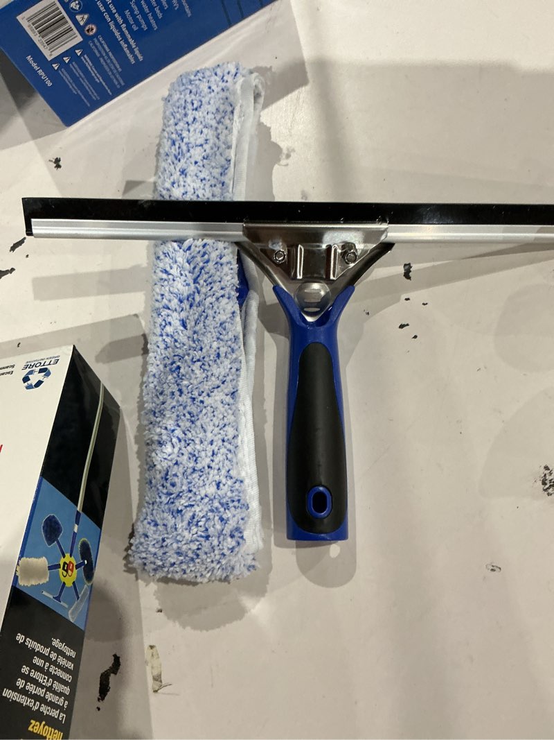 Condition photo showing As Is for ettore progrip 10 in. silicone window squeegee