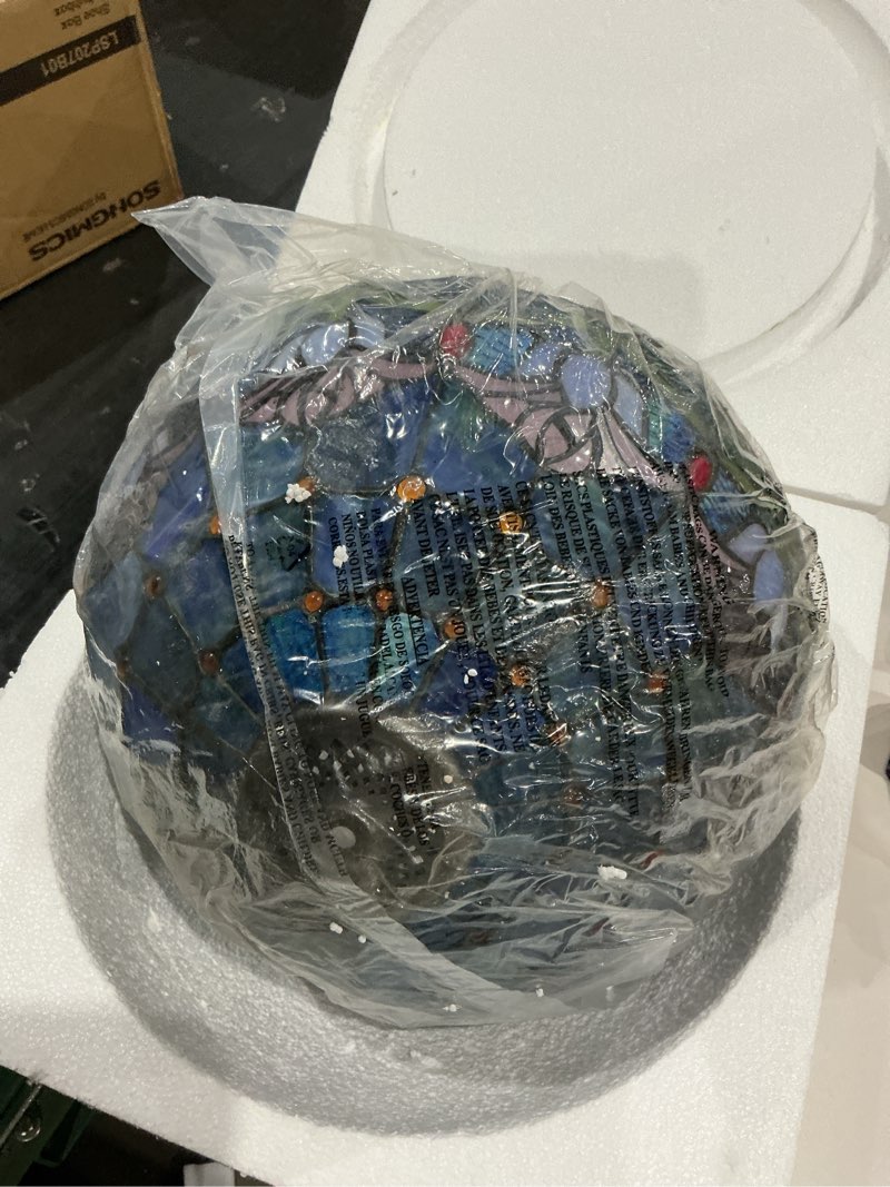 Condition photo showing New/Like New for 16-inch tiffany style floral stained glass lamp shade for table, pendant, floor lights