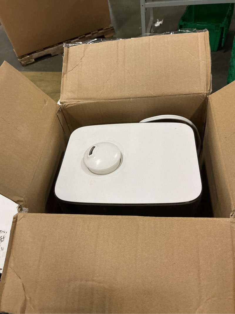 Condition photo showing Good Condition for LEVOIT Smart Humidifiers for Bedroom Large Room Home,(6L) Cool Mist Top Fill Essential Oil Diffuser for Baby & Plants,Smart App & Voice Control, Rapid Humidification & Auto Mode-Quiet Sleep Mode, Gray