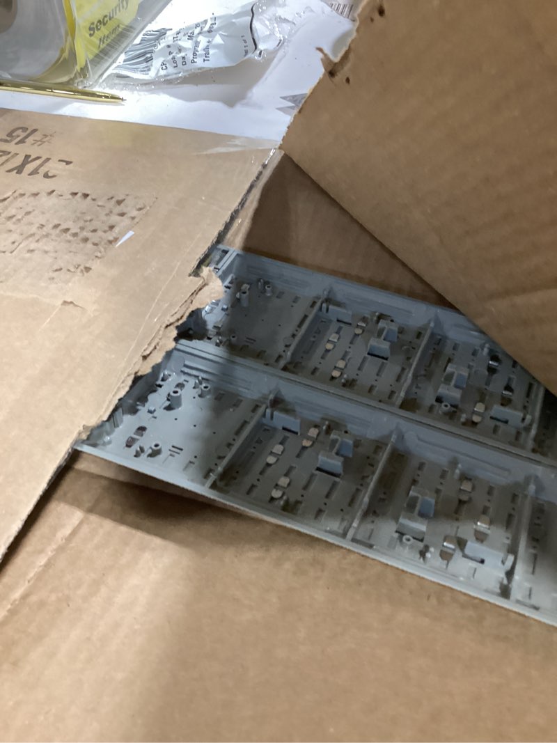 Condition photo showing Good Condition for Lionel FasTrack 30” Straight Track, Electric O Gauge , Grey, 14 years old and up 30 Inch Track