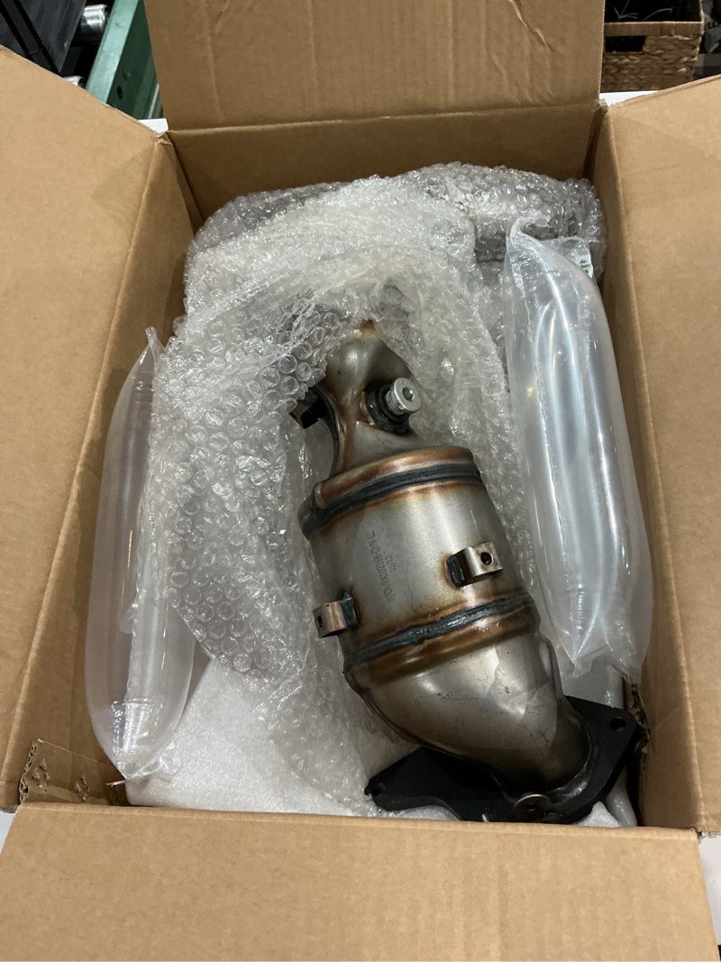 Condition photo showing Good Condition for catalytic converter compatible with 2001-2005 civic dx/ex/ex special edition/gx/hx/lx/lx special edition/value package 1.7l (epa compliant) 01-05 civic 1.7l