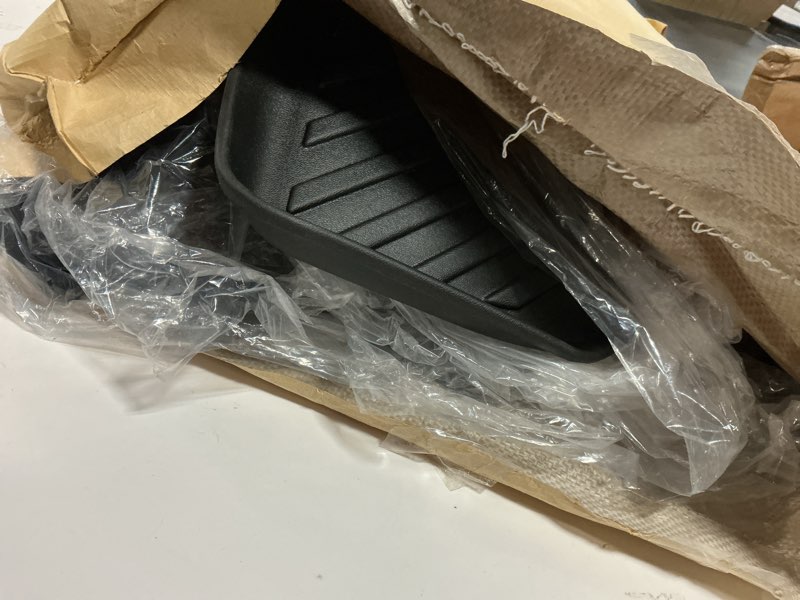 Condition photo showing Good Condition for cartist compatible with floor mats bmw x3 f25 2011-2017 all weather floor mat carpet protection tpe odorless heavy duty floor liners 8)bmw x3 f25?2011-2017?
