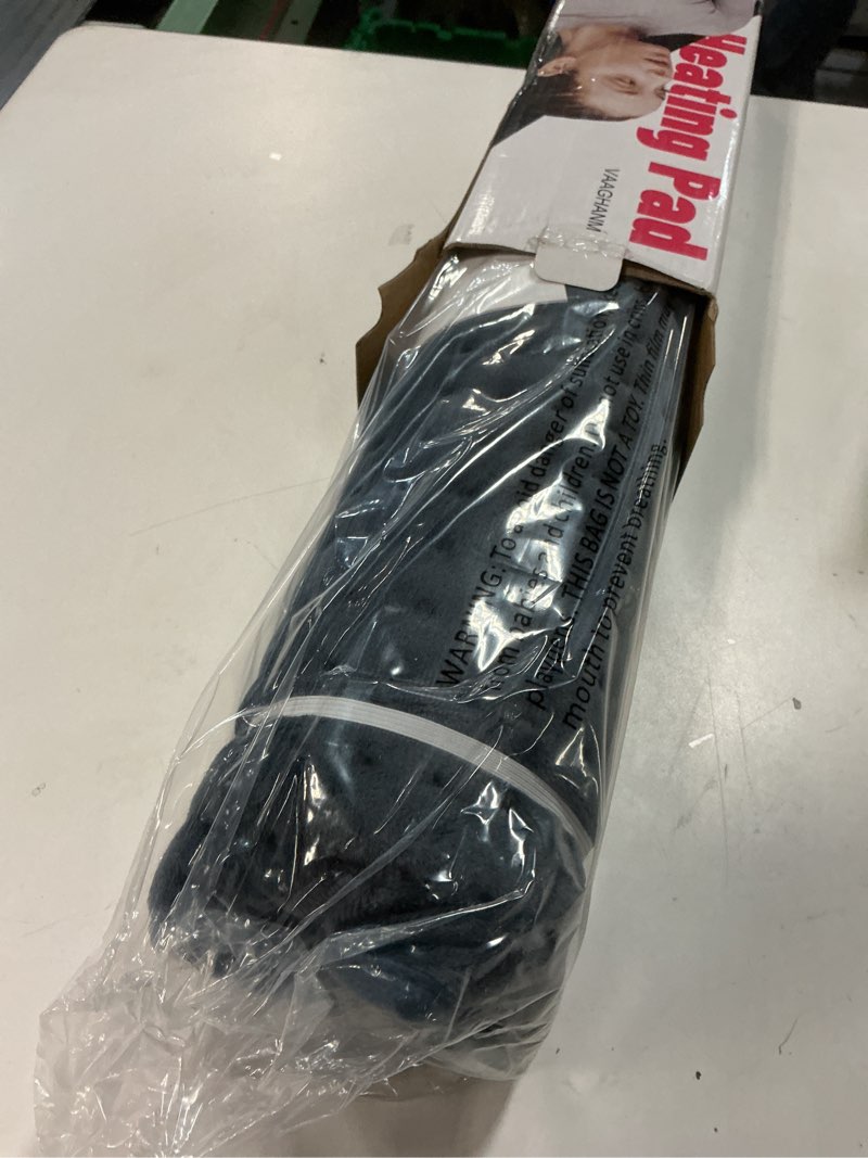 Condition photo showing New/Like New for VAAGHANM Heating Pad: 33 x 17 inches Electric Heating Pad for Back -Extra Large Heat Pad for Shoulder/Neck/Knee/Arms - Upgraded 6 Timer & 6 Temperature Controller -Auto Shut Off Grey Blue