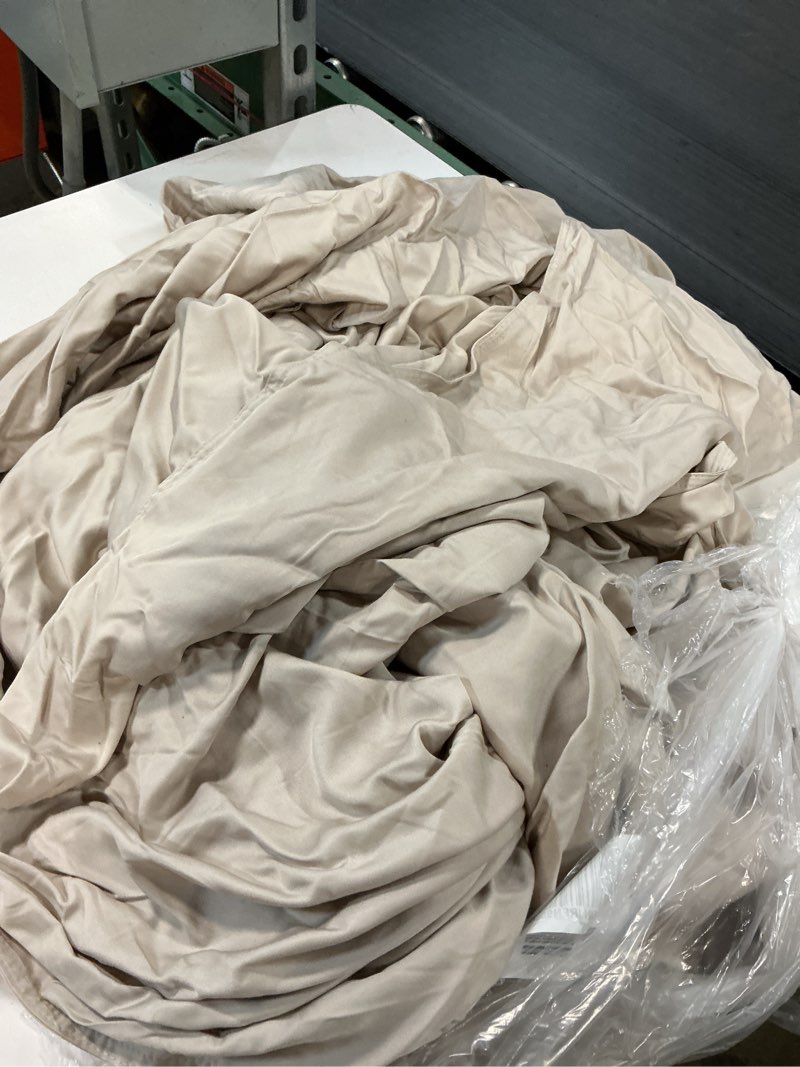 Condition photo showing Good Condition for bamboo duvet cover, king/cal king, sand