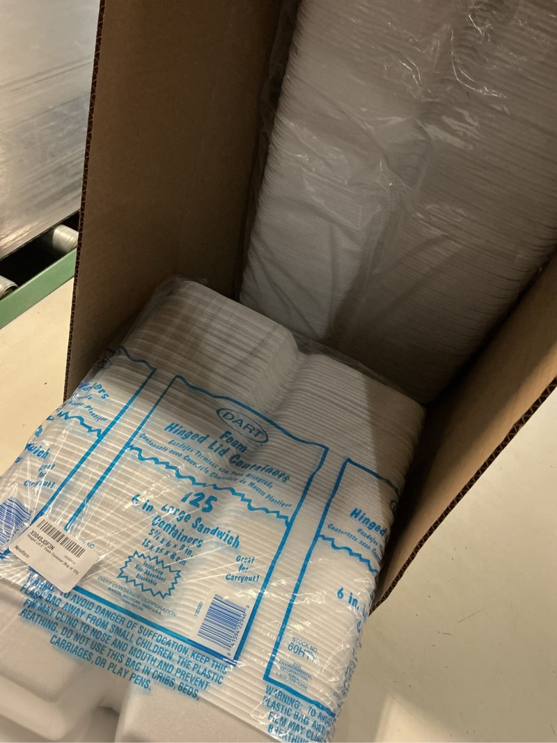 Condition photo showing New/Like New for dart 60ht1 6 in lg sandwich foam hinged container (case of 500), white,5.7/8" length x 6\" width x 3\" height
