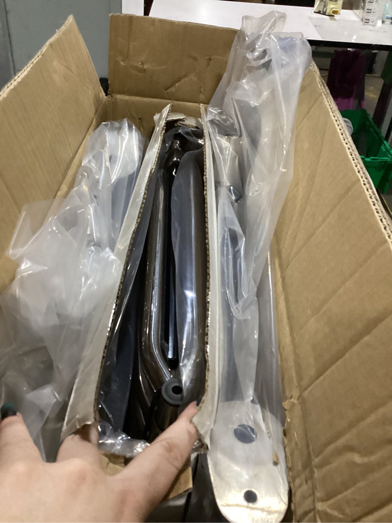 Condition photo showing New/Like New for miscellanous metal bars