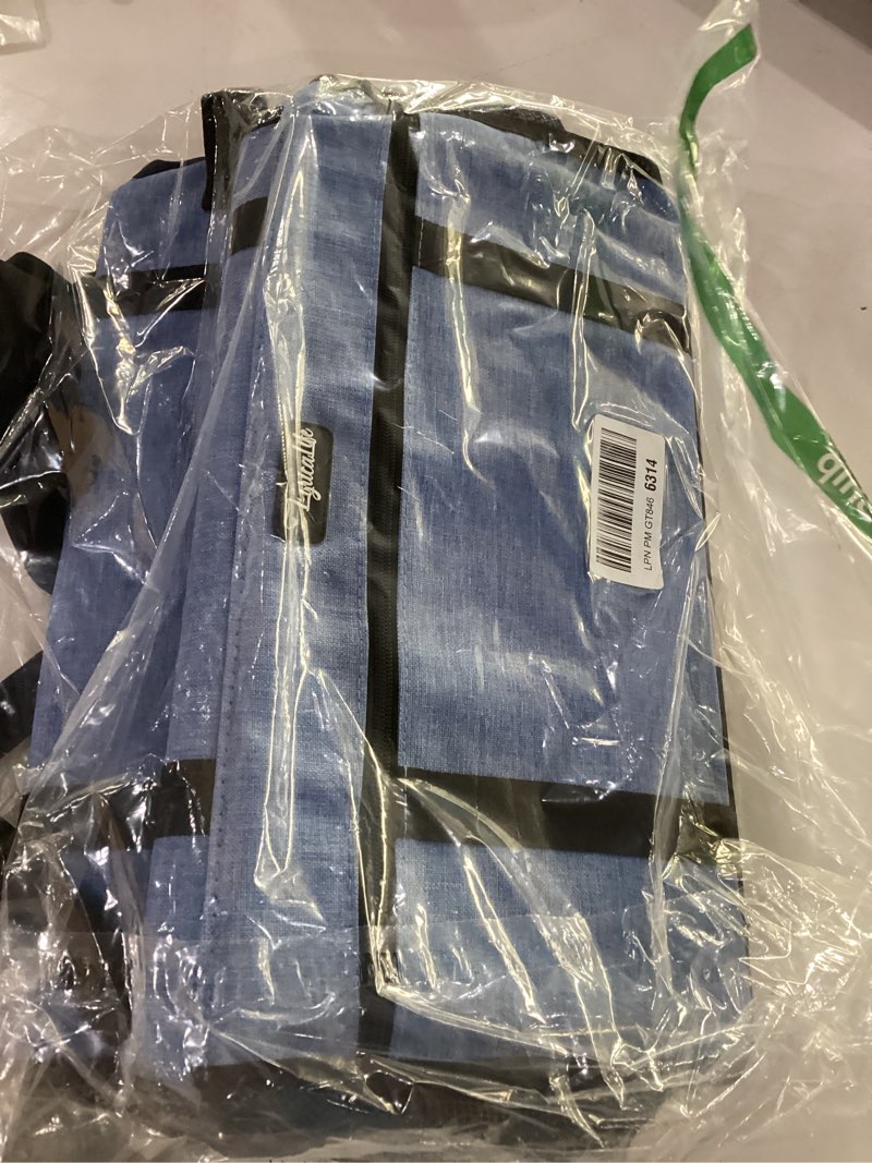 Condition photo showing As Is for pet car seat, sturdy reinforced structure, shortened leash with metal snap hook, loops for seat belt, waterproof thick soft fleece pad, ideal for puppy and small pets blue