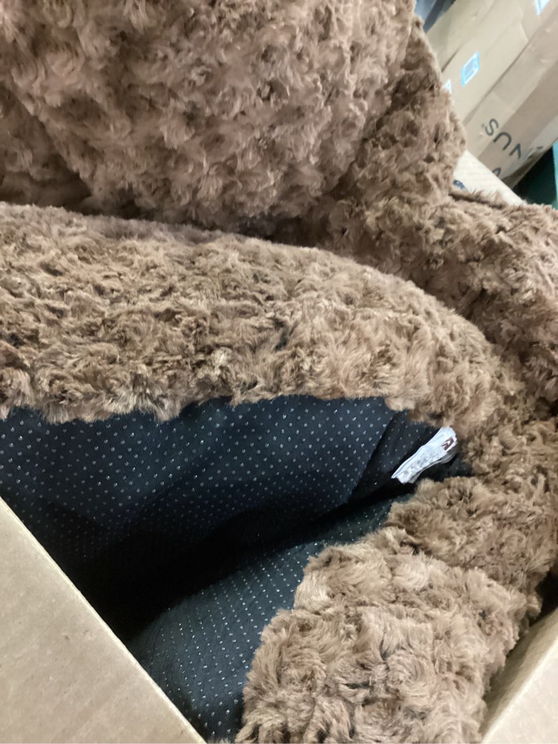 Condition photo showing Good Condition for KSIIA Washable Dog Bed Deluxe Plush Dog Crate Beds Comfy Kennel Pad Anti-Slip Pet Sleeping Mat for Large, Jumbo, Medium, Small Dogs Breeds, 41" x 27", Brown Brown 41.0"L x 27.0"W x 4.0"Th