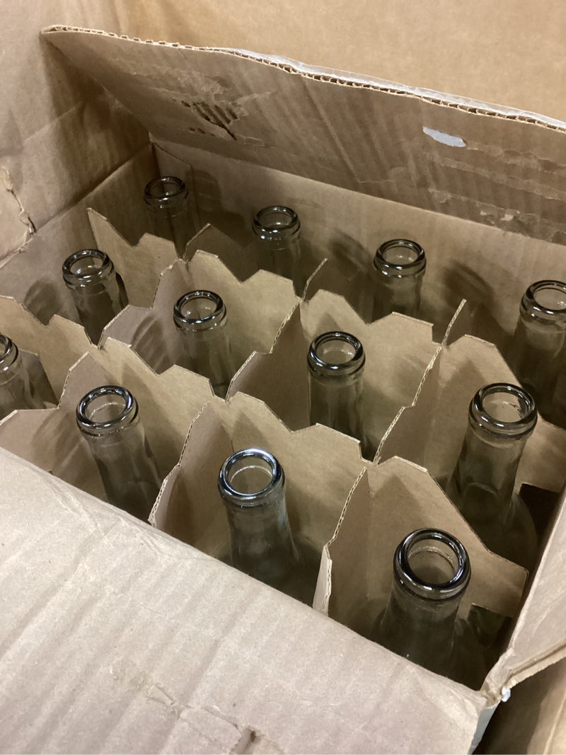 Condition photo showing Good Condition for FastRack - 750ml Clear Wine Bottles (Pack of 12) | W5 Bordeaux Liquor Bottles | 750 ml Empty Bottle for Drinks, 12 per Case - NO CORKS INCLUDED