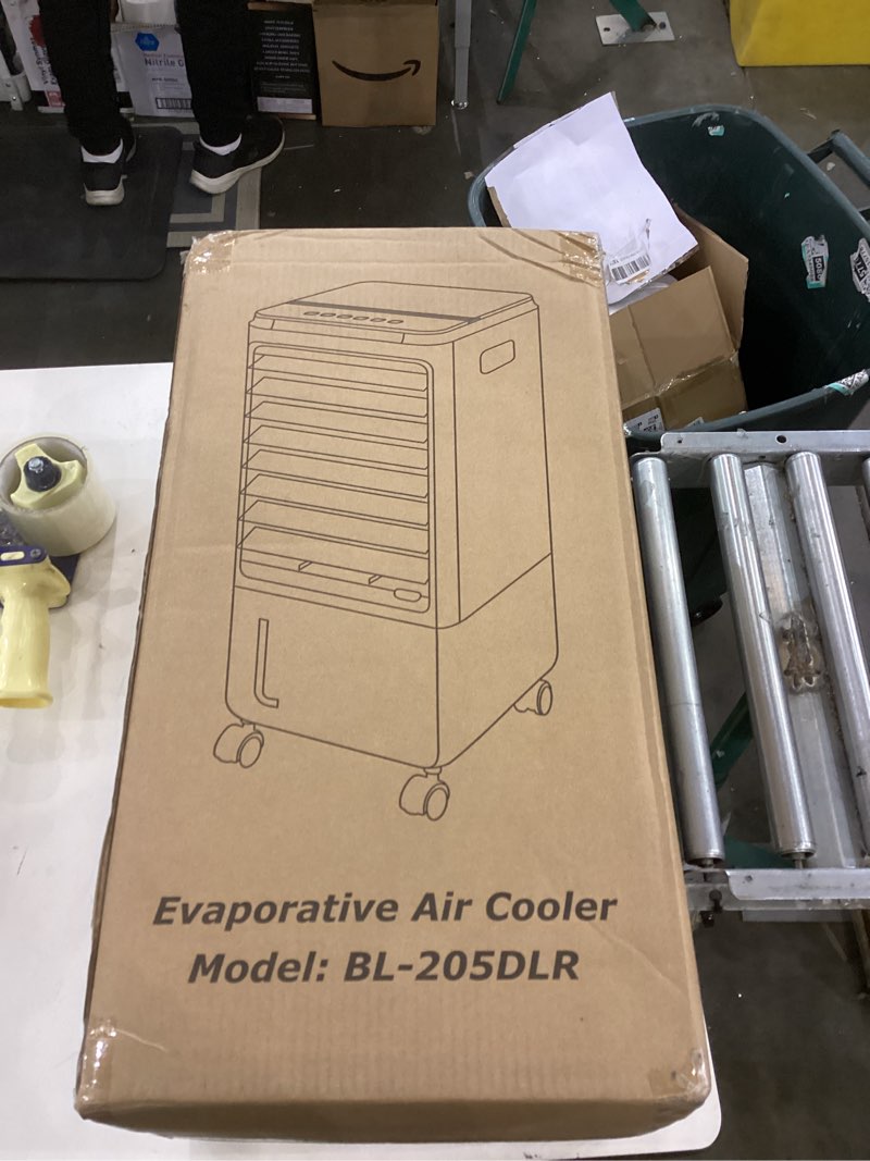 Evaporative air cooler