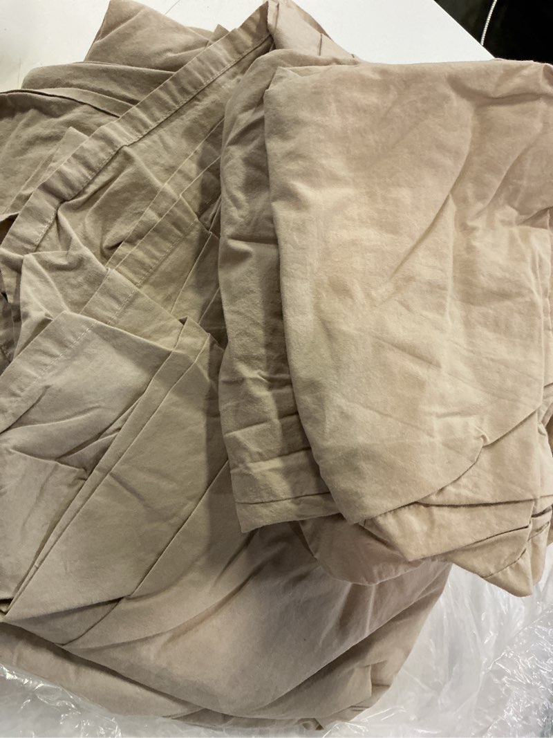 Condition photo showing Good Condition for organic brushed cotton sheet set, queen, toffee