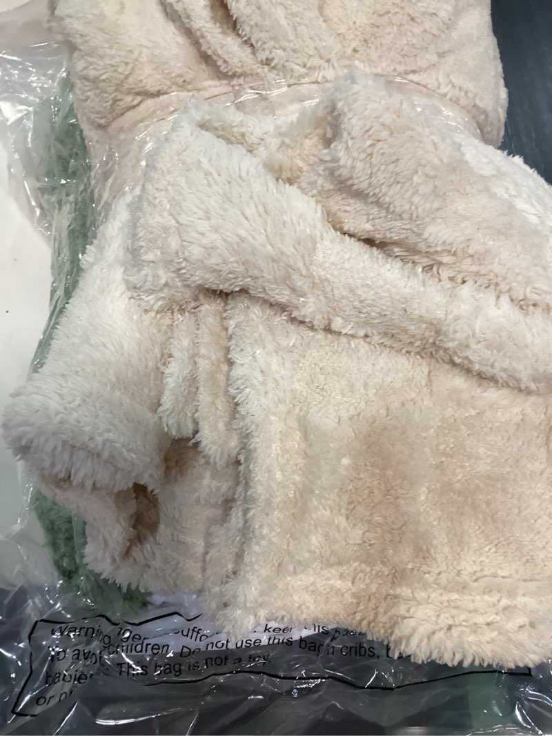 Condition photo showing Good Condition for vitalcozy 3 pack fleece throw blanket twin size soft warm plush lightweight fuzzy couch & bed blanket bulk for winter christmas travel camping, 60" x 80" (green, silver gray, blue)