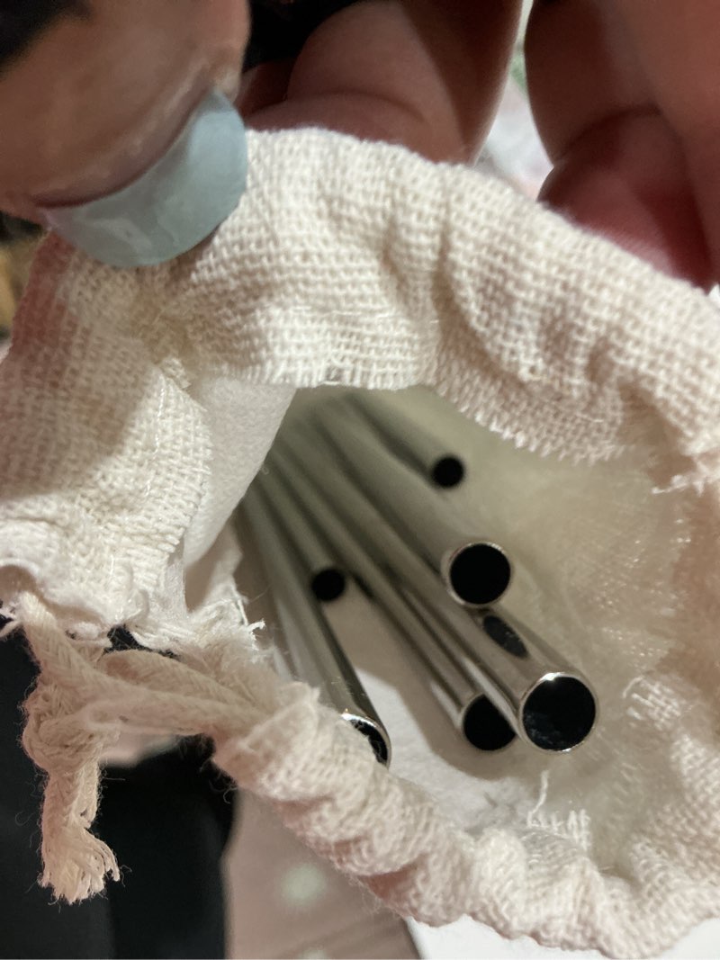 Condition photo showing Good Condition for nihome 8pcs stainless steel straws fit for stanley 40oz 30oz 20oz 14oz tumblers, 4 lengths reusable drinking straws with cleaning brushes and pouch, 9mm wide straws for boba, smoothie, dishwasher safe 4 lengths (round tips) silver