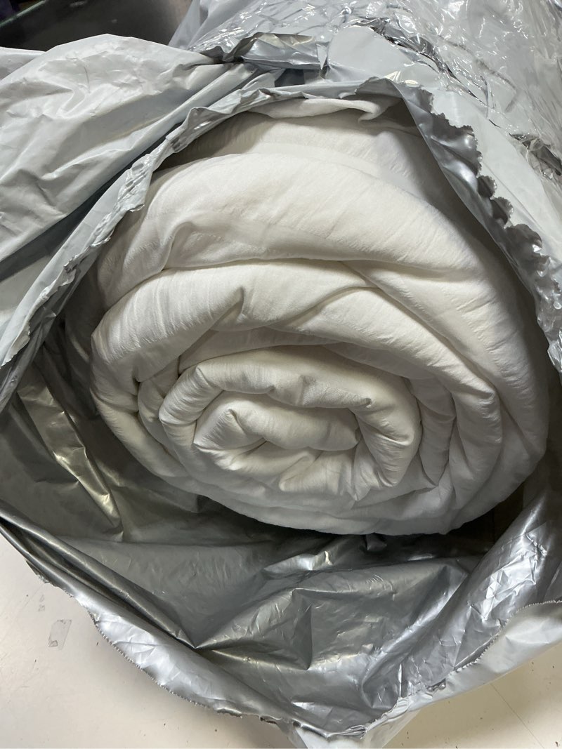 Condition photo showing Good Condition for avelom white seersucker california king comforter set (104x96 inches), 3 pieces-100% soft washed microfiber lightweight comforter with 2 pillowcases, all season down alternative bedding set white california king (104''x96'')