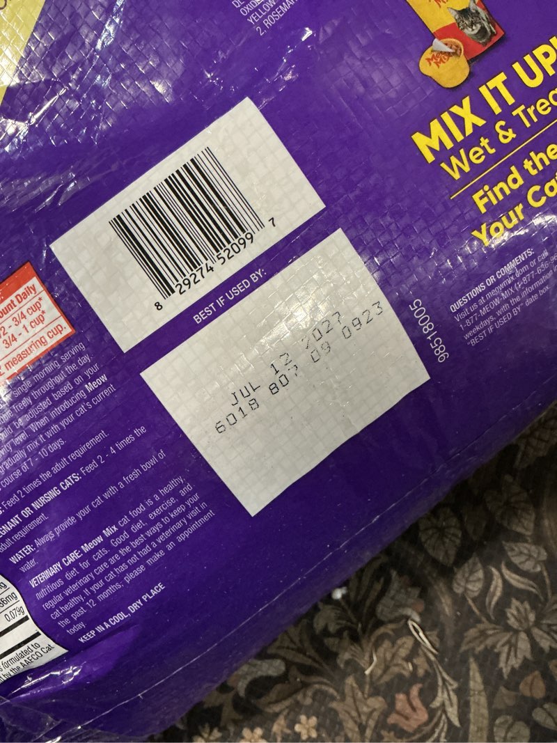 Condition photo showing New/Like New for (jul 12/ 2027)meow mix original choice dry cat food, 30 lb. bag