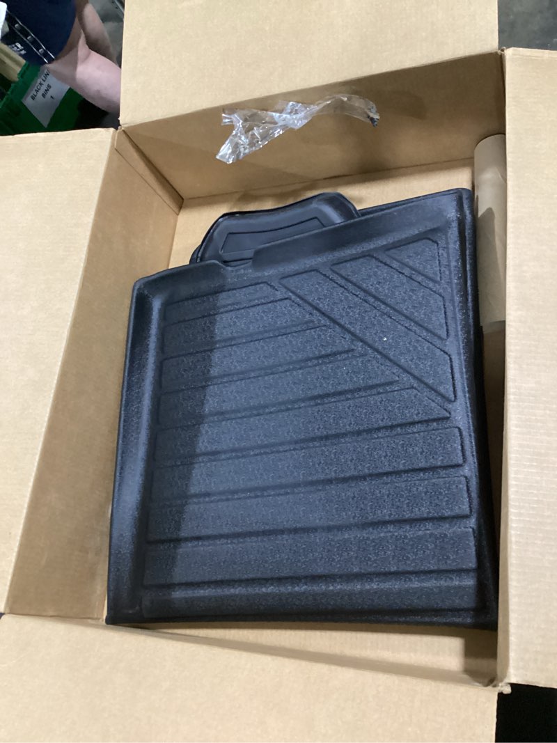 Condition photo showing Good Condition for cartist cargo liner compatible with mercedes-benz glc class 2023 2024 2025 2026 all models accessories glc 300 /glc43 amg cargo mat trunk mat all weather heavy duty 7)mercedes-benz glc class 2023-2026