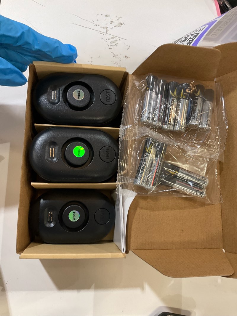 Condition photo showing Good Condition for 5 Pack WD60 Water Leak Detectors for Home, 100dB Water Sensor Alarm for Basement, Leakage Detection Device for Pipe/Drain/Under Sink Drip, Floor Flood in Bathroom/Kitchen/Toilet/Laundry Room, Black 5 Sensors Black